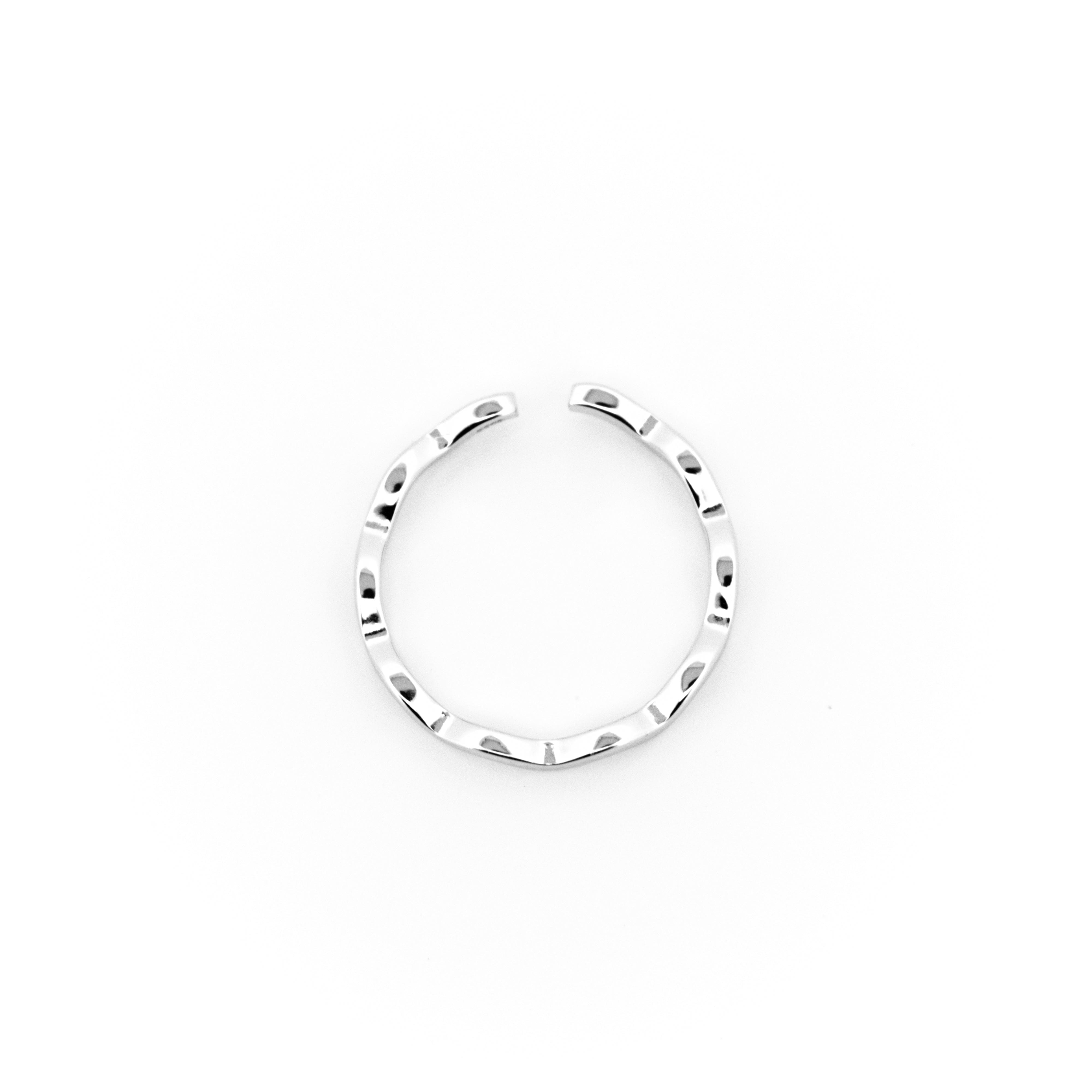 Victoria London Rings Minimalist Wave Ring